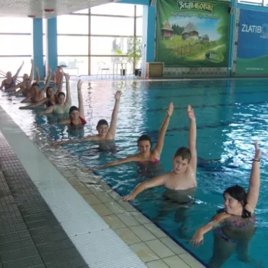 Exercises in the pool